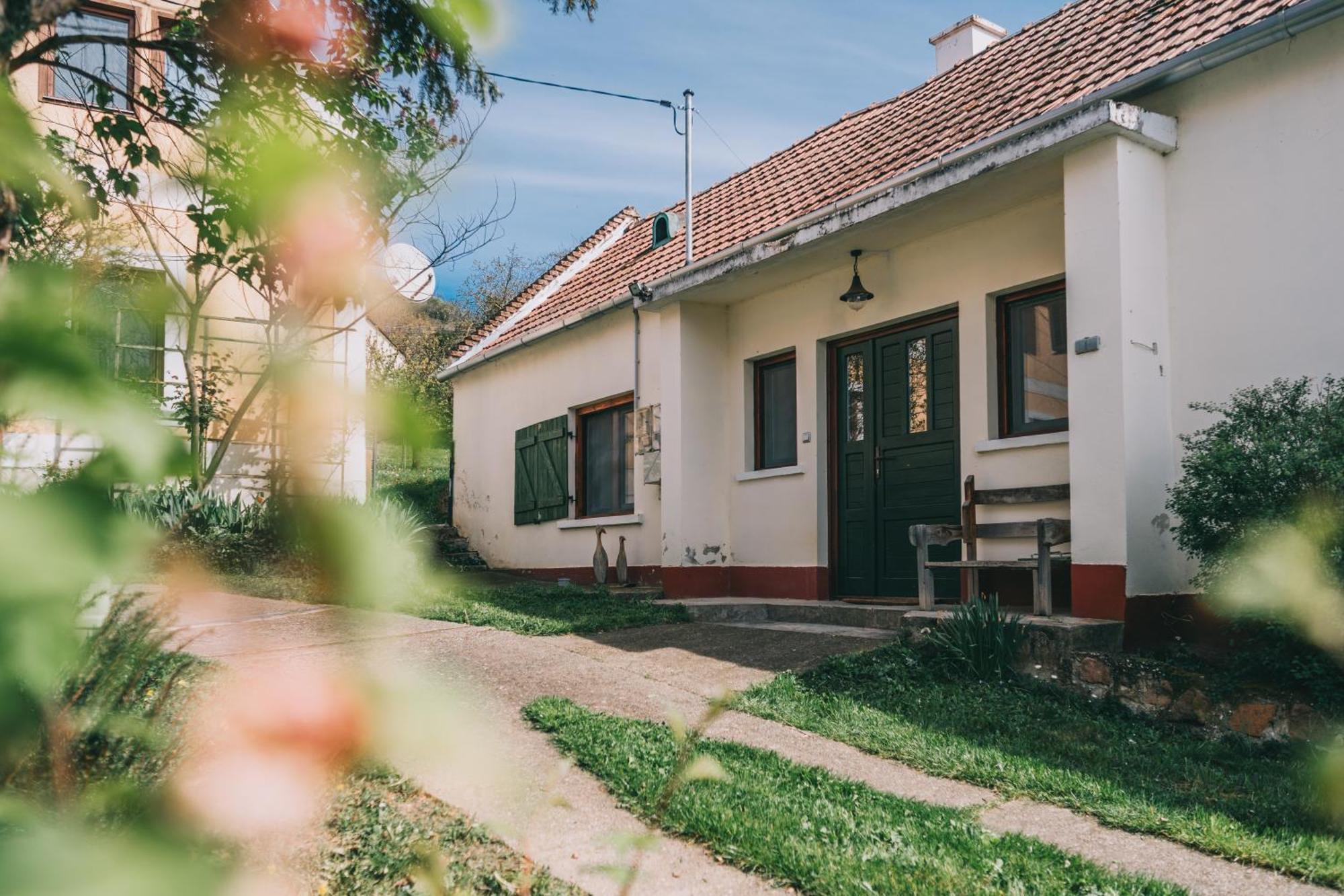Feher Barany Apartment Szigliget Εξωτερικό φωτογραφία